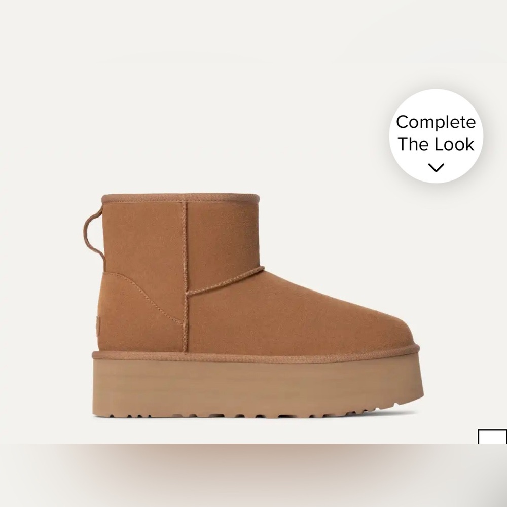 Classic mini platform UGGS size 7